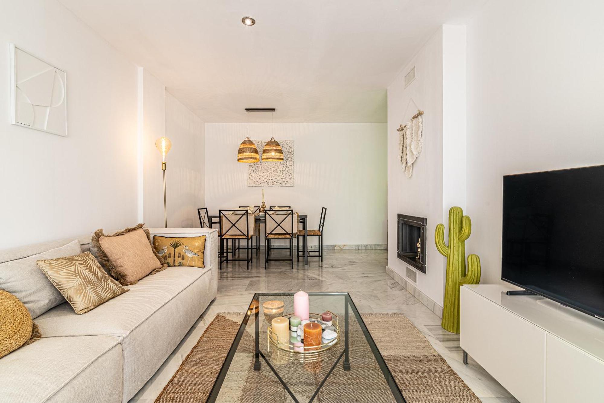 Rentitspain Apartamento Charming Gym, Jacuzzi Y Balcon Estepona Exteriör bild